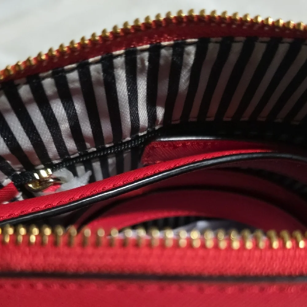 Kate Spade Vibrant Rosso Red Satchel‎